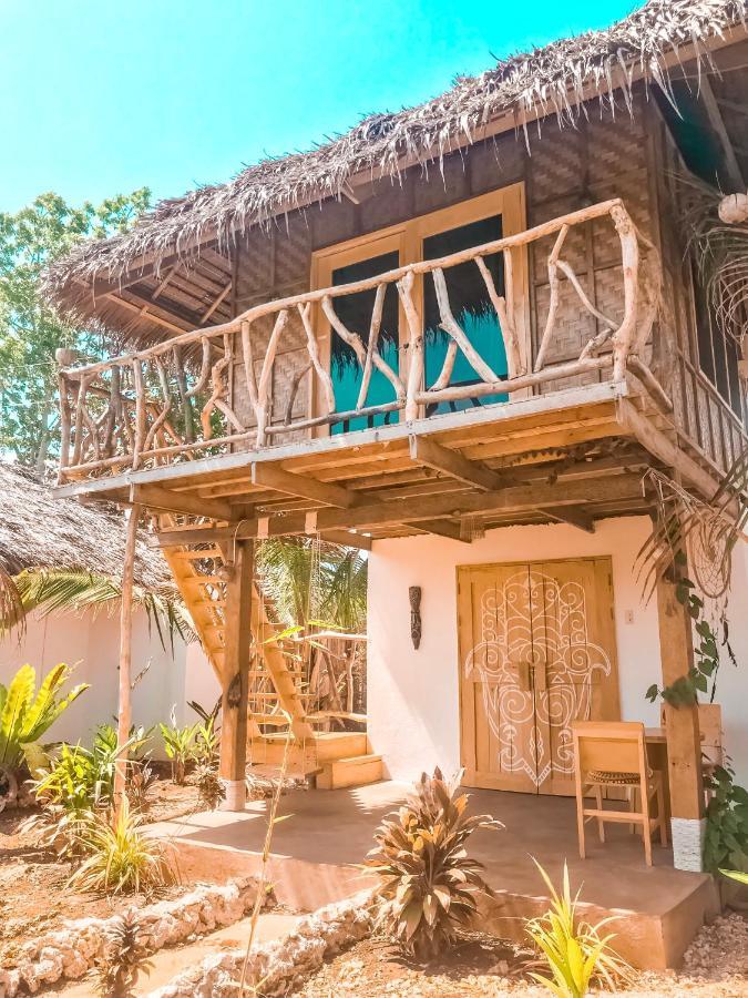 Mandala Tribe Treehouses Siquijor Exterior photo